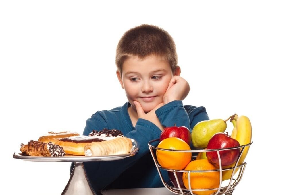 پھلوں کے حق میں بچوں کی غذا سے غیر صحتمند شکر دار کھانوں کا خاتمہ